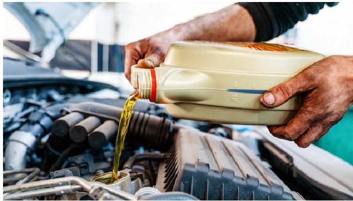 Oil Places Open on Sunday: Where to Go When You Need an Oil Change on the Weekend